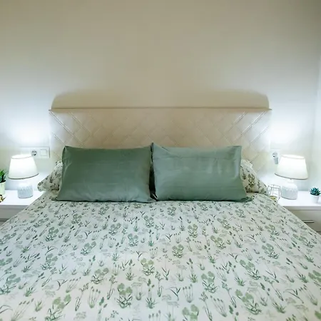 Dona Concha Alameda Apartment *